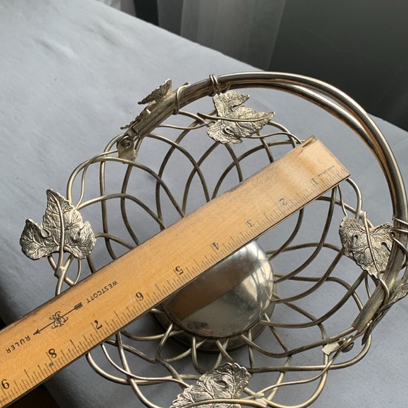 Vintage Godinger Silver Plated Basket with Handle - Picture 6 of 6